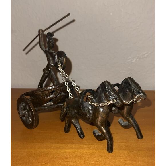 Vintage Roman Centurion Solider In Chariot With Horses Brass Copper Tone Heavy - Picture 2 of 6